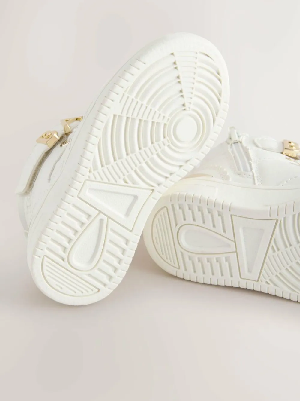 Hot Baker by Ted Baker Girls White Charm Hi-Top Trainers