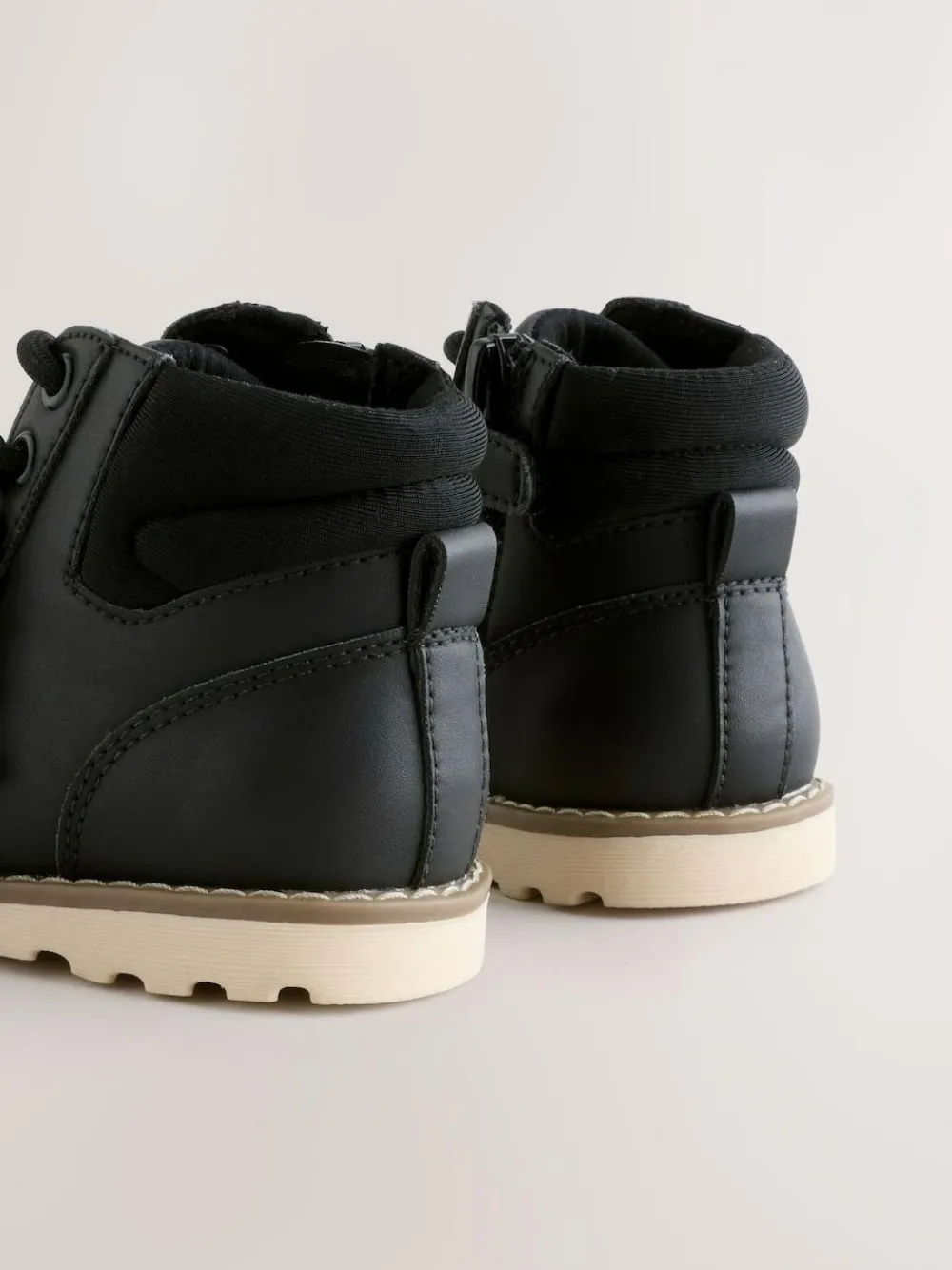 Hot Next Lace-Up Boots Black Dinosaur