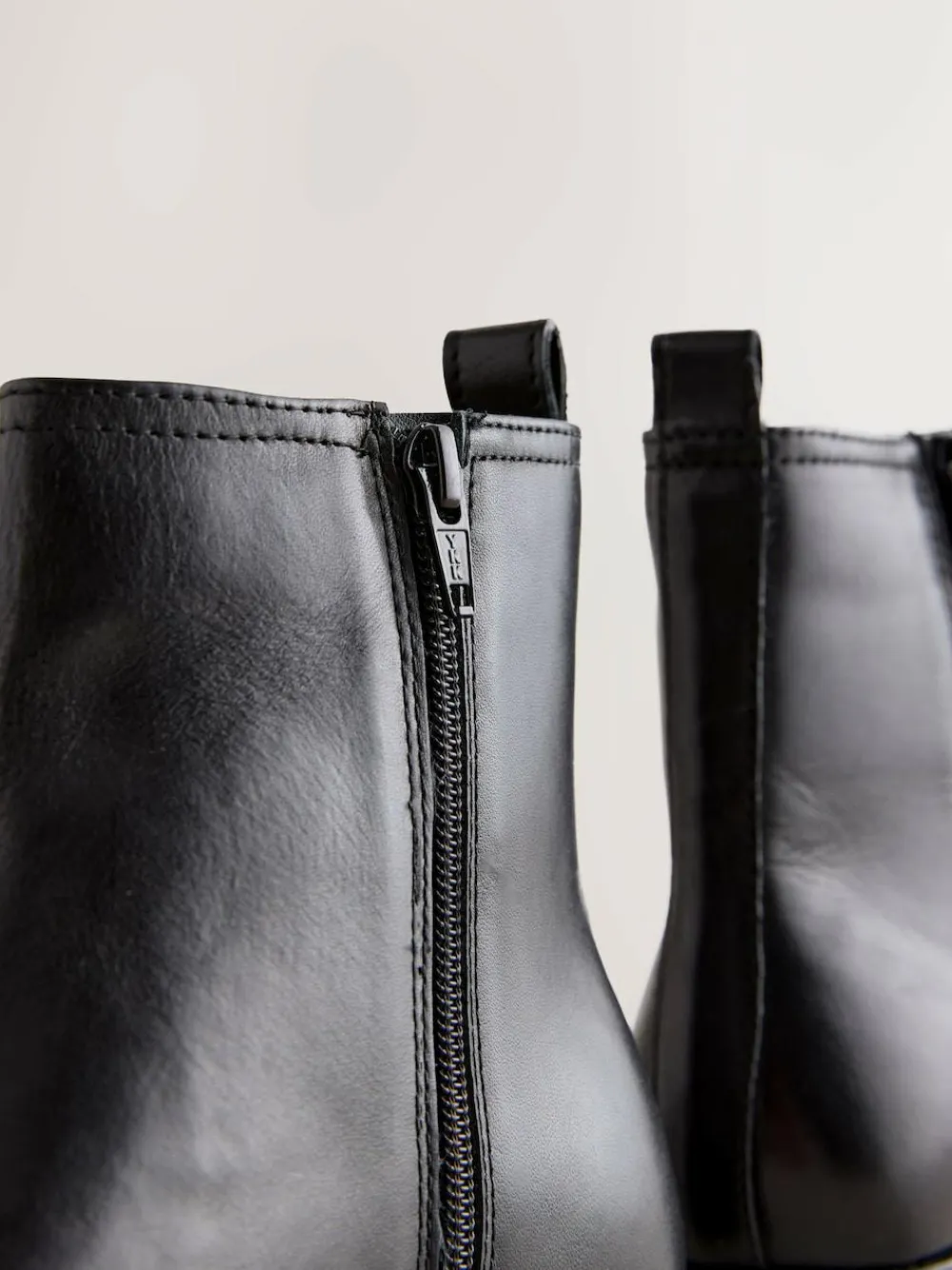 Sale Next Black Leather Standard/Wide Fit Forever Comfort® Chelsea Ankle Boots