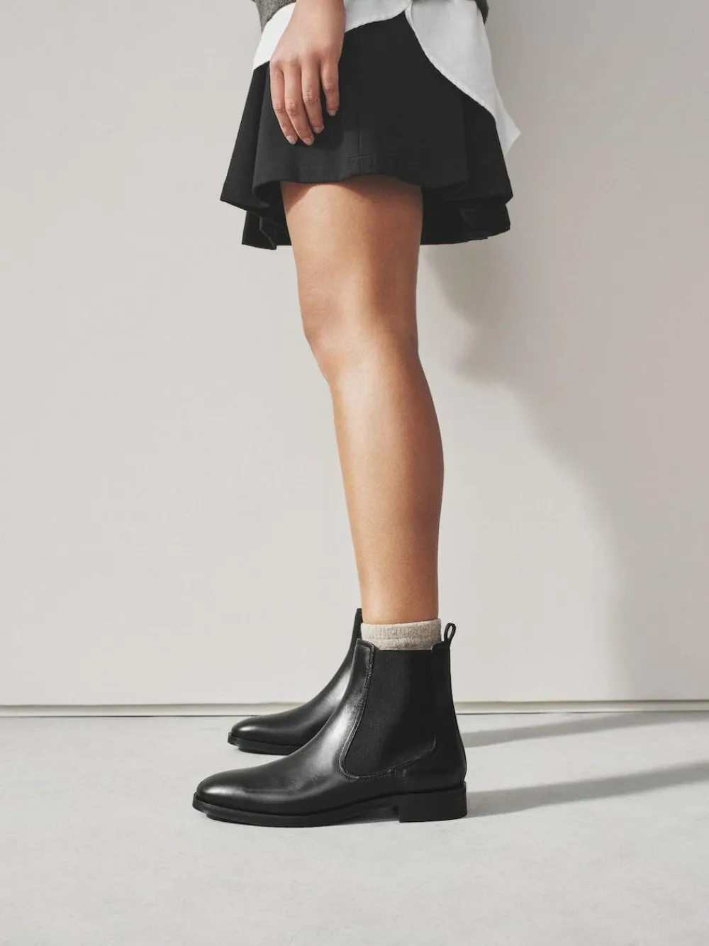 Sale Next Black Leather Standard/Wide Fit Forever Comfort® Chelsea Ankle Boots
