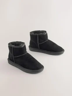 Online Next Standard Fit (F) Water Repellent Suede Short Pull-On Boots Black