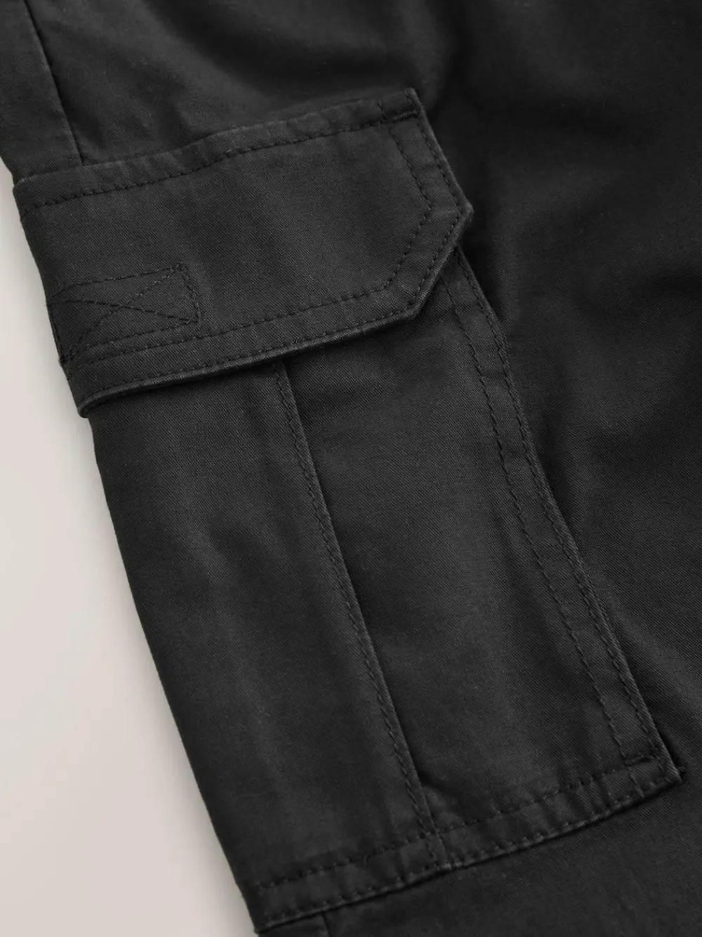 Outlet Next Wide Fit Woven Cargo Trousers (3-16yrs) Black