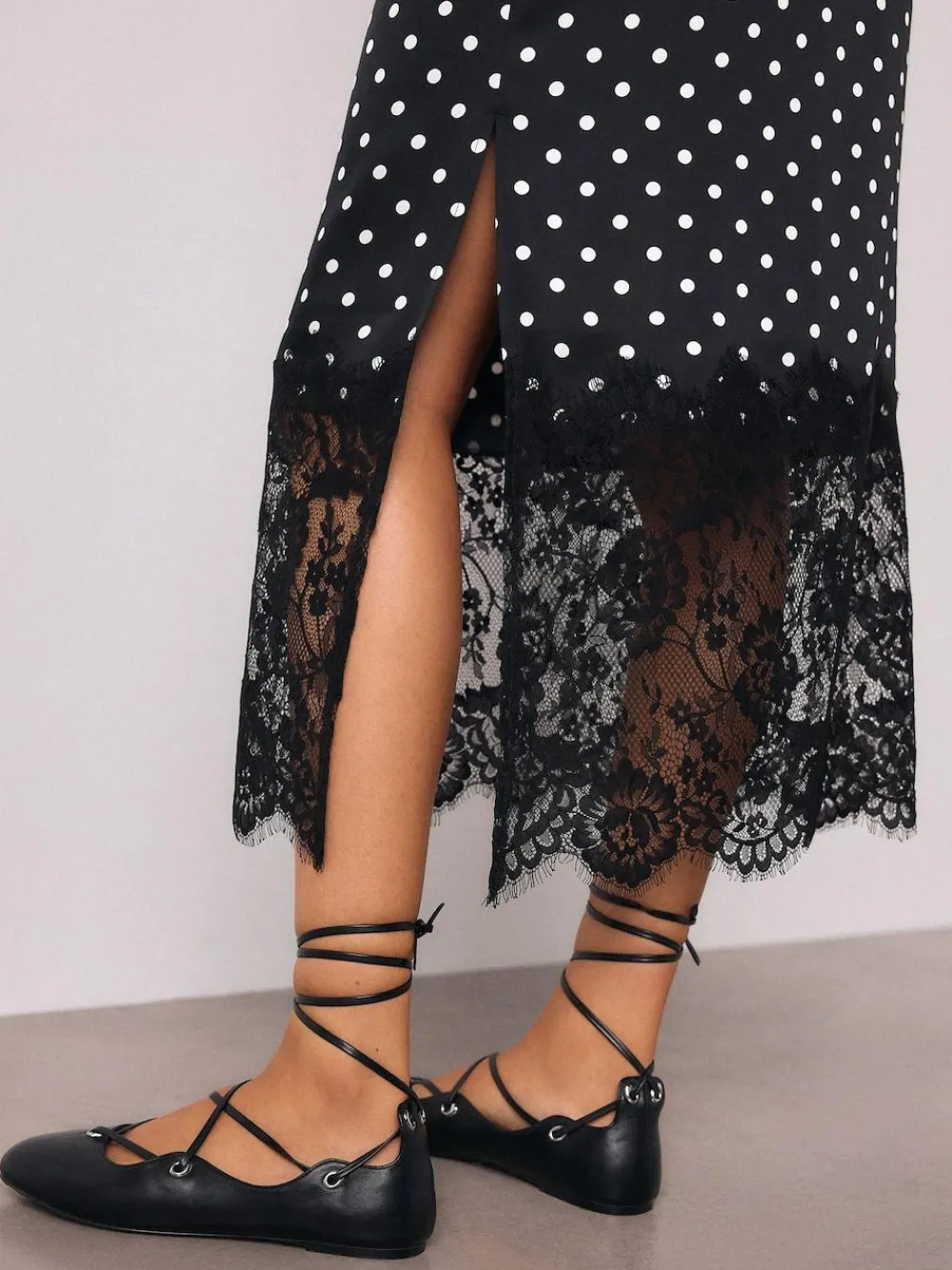 New Next Satin Midi Skirt With Lace Trim Black/White Spot