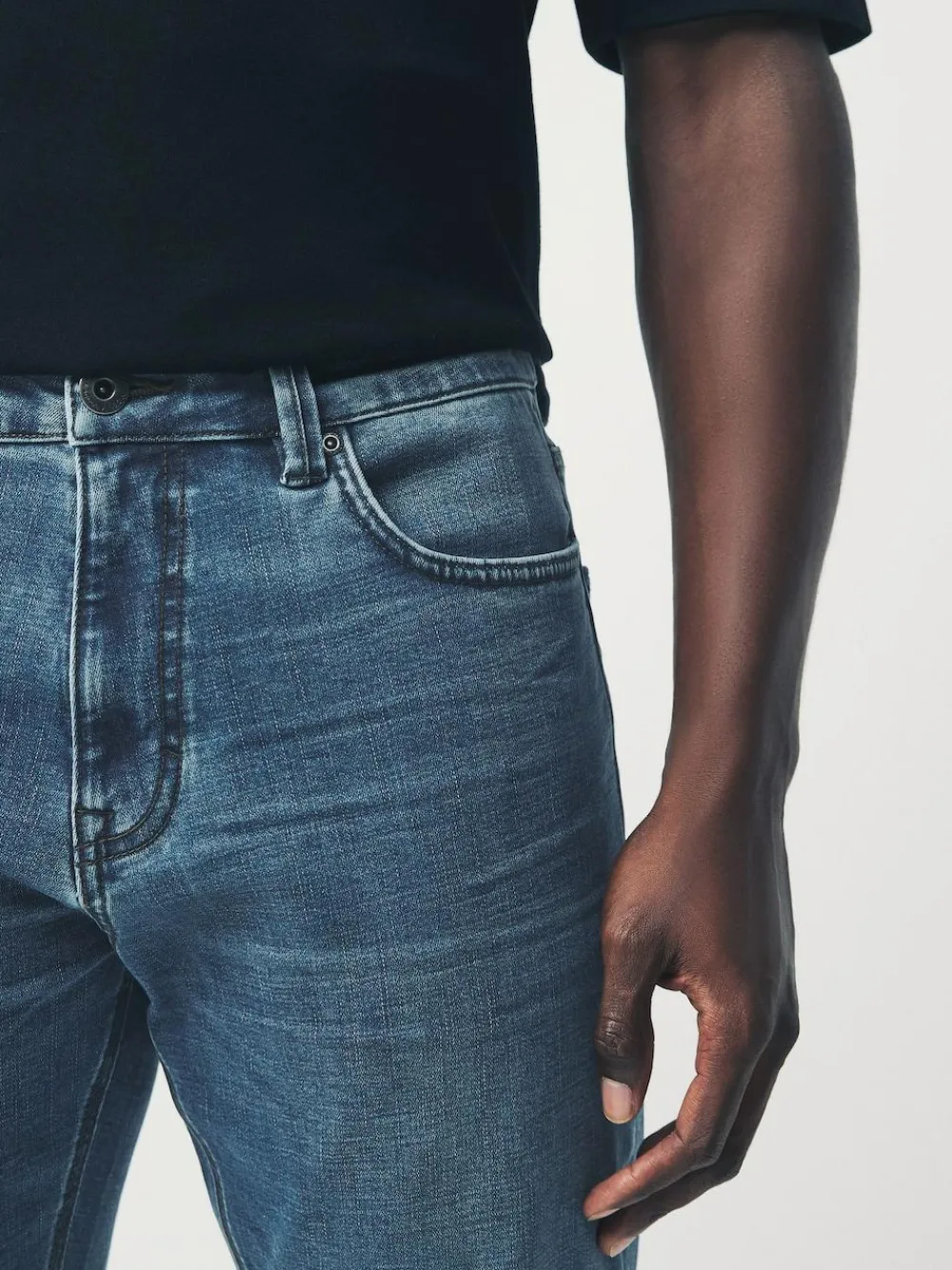 Next Blue Light Slim Fit Motionflex Jeans^ Jeans|Jeans
