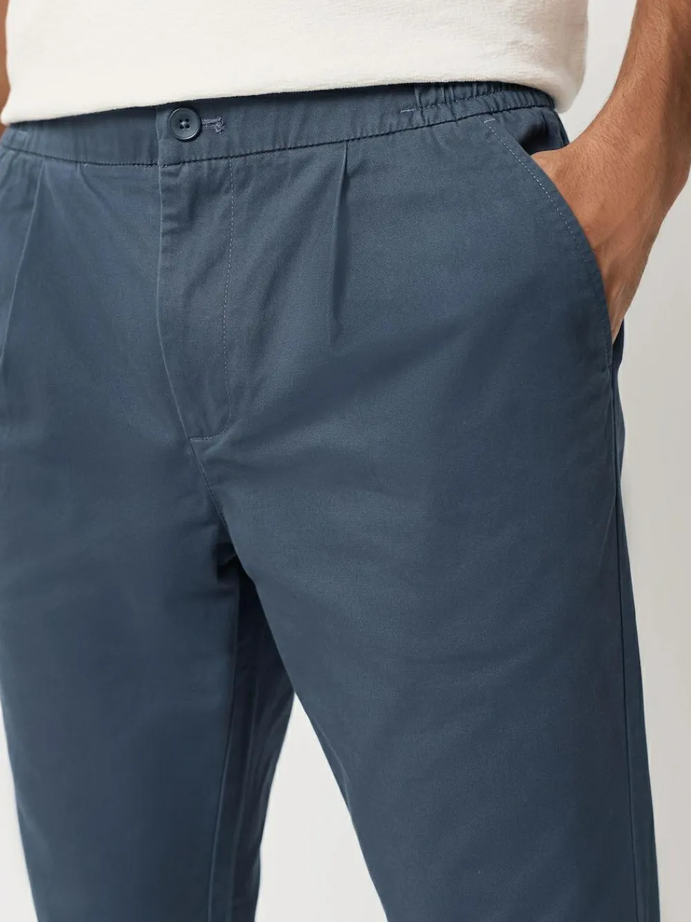 Next Slim Fit Pleated Stretch Chinos Trousers With Elasticated Waist^ Pants & Chinos