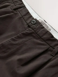 Outlet Next Relaxed Tapered Fit Twin Pleated Stretch Chinos Trousers Brown