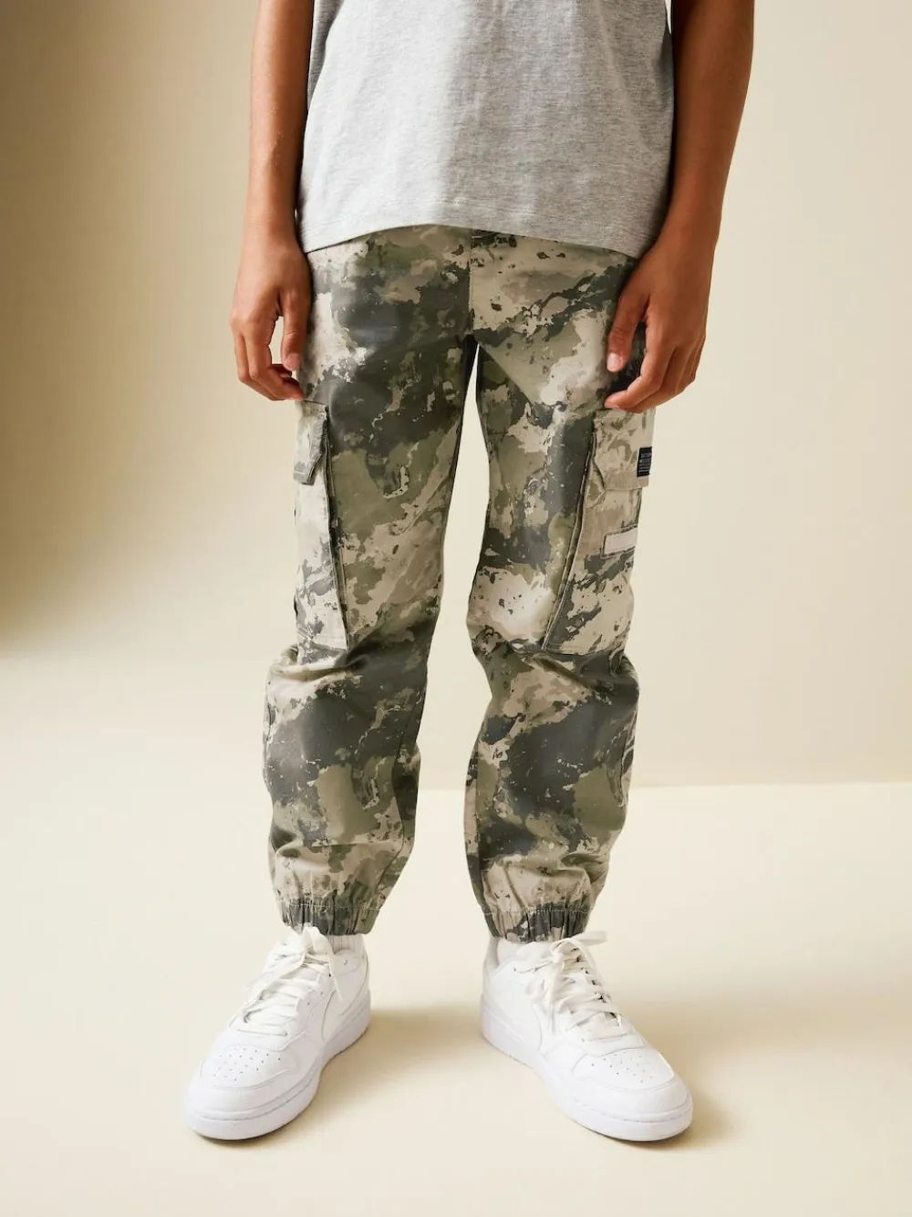 Next Camo Loose Fit Cargo Trousers (3-16yrs)^BOY Joggers|Pants & Chinos