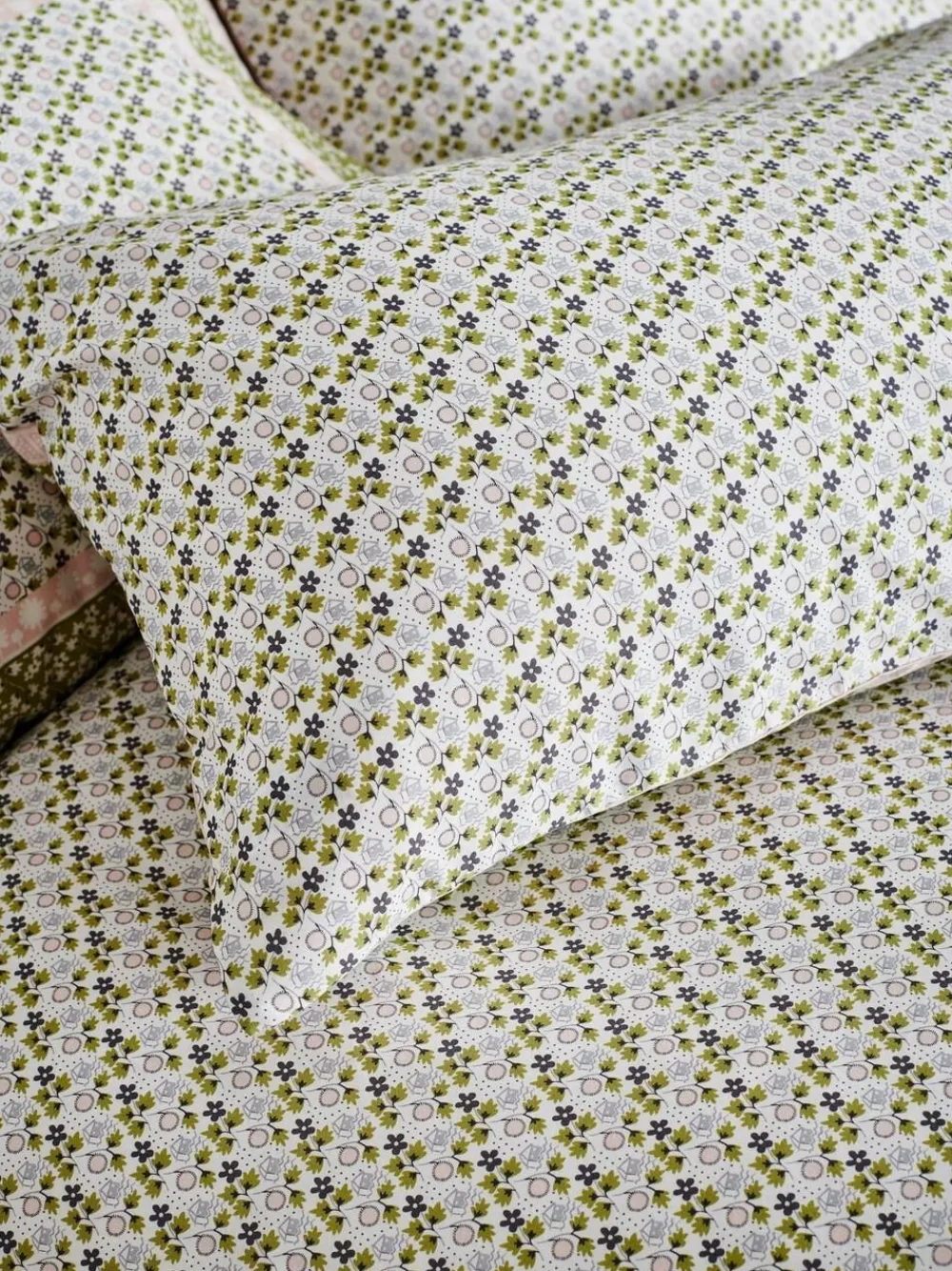 Cath Kidston 180 Thread Count Duvet Cover and Pillowcase Set^ Bedsets & Duvet Covers|Branded Bedlinen