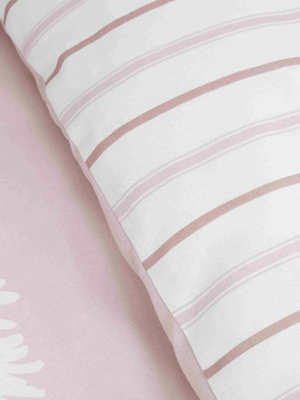 Catherine Lansfield Blush Pink Meadowsweet Floral Reversible Duvet Cover Set