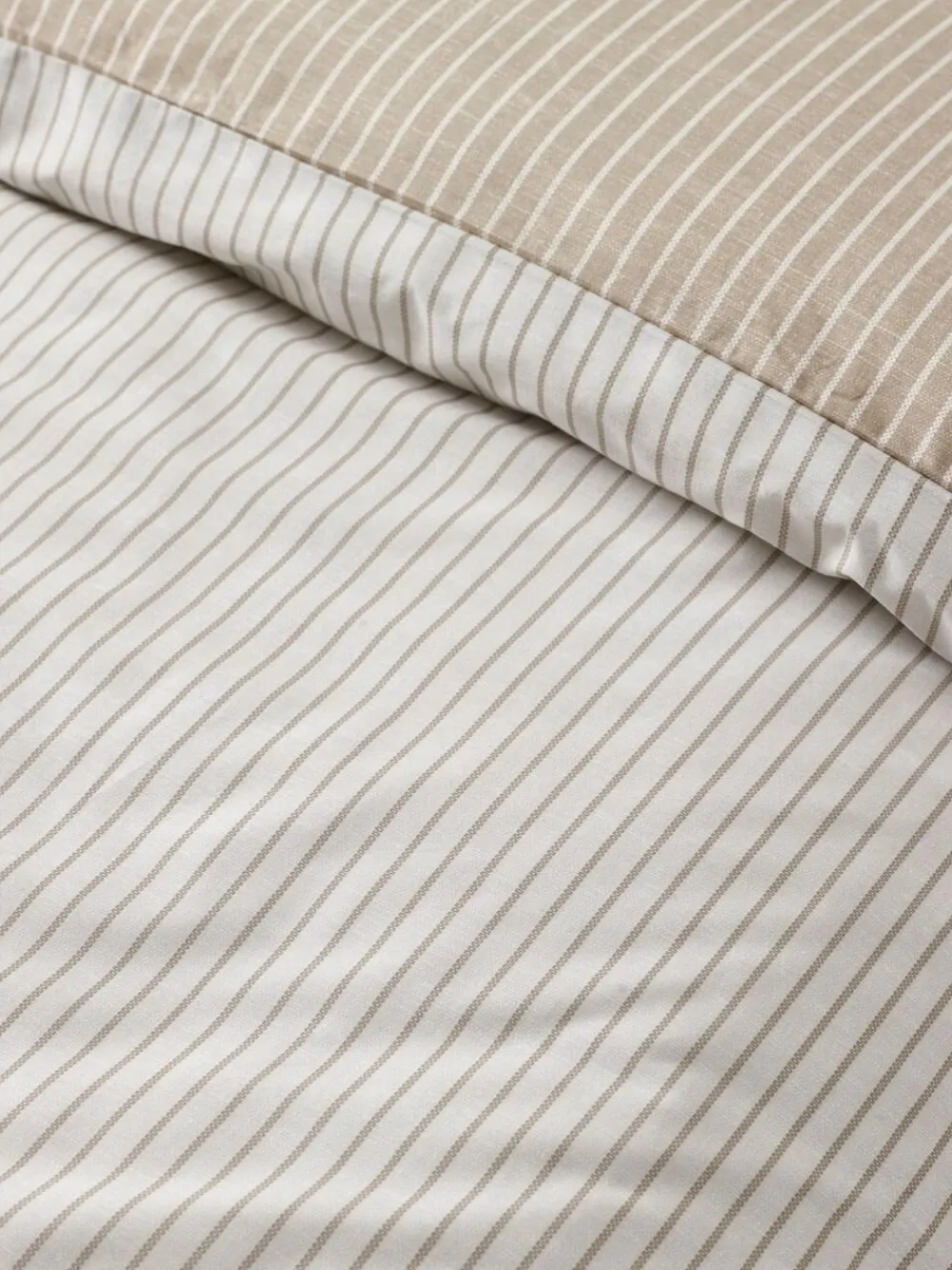 Catherine Lansfield Oxford Pinstripe Reversible Duvet Cover Set^ Branded Bedlinen
