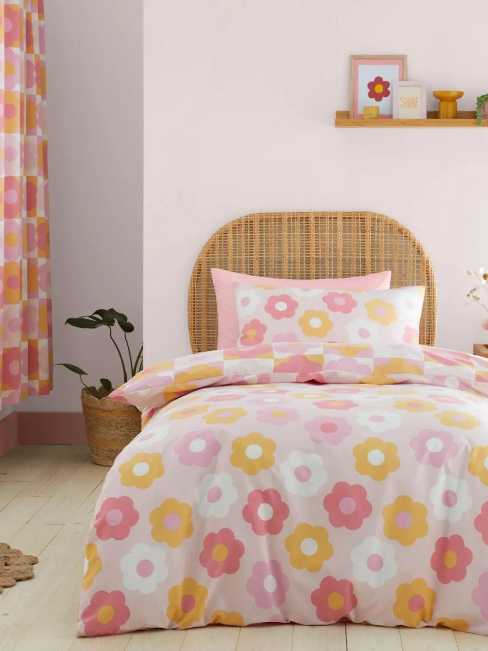 Hot Catherine Lansfield Pink Retro Daisy Reversible Duvet Cover Set