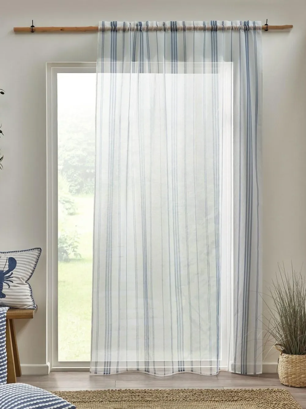 Outlet Catherine Lansfield White Harbour Stripe Slot Top Voile Curtain