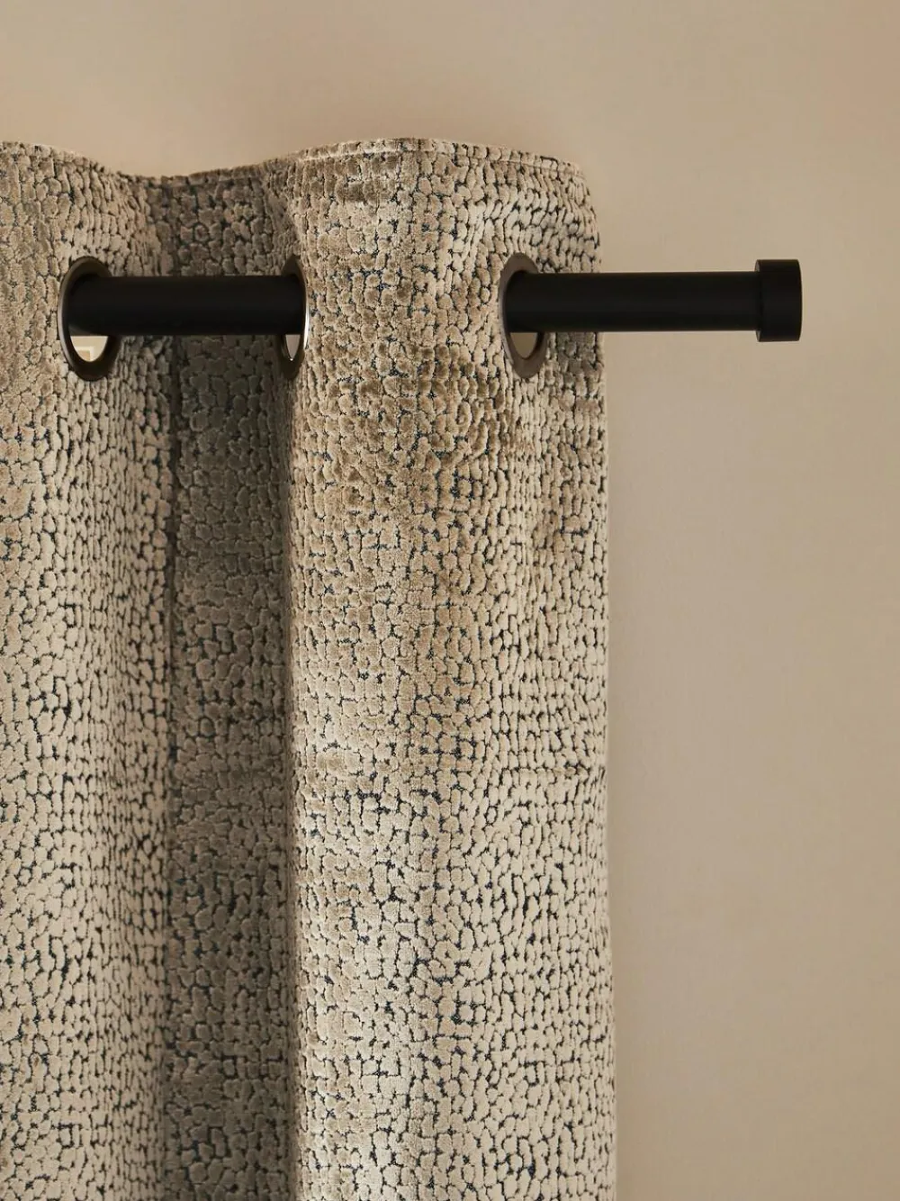 Sale Next Collection Luxe Heavyweight Cut Velvet Eyelet Lined Curtains Champagne Gold