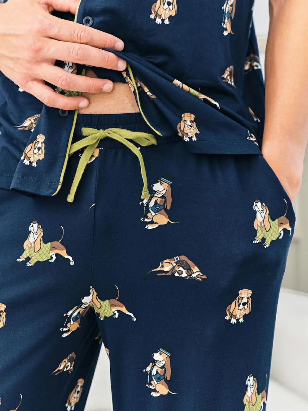 New Chelsea Peers Blue Country Hound Dog Print Long Pyjamas Set