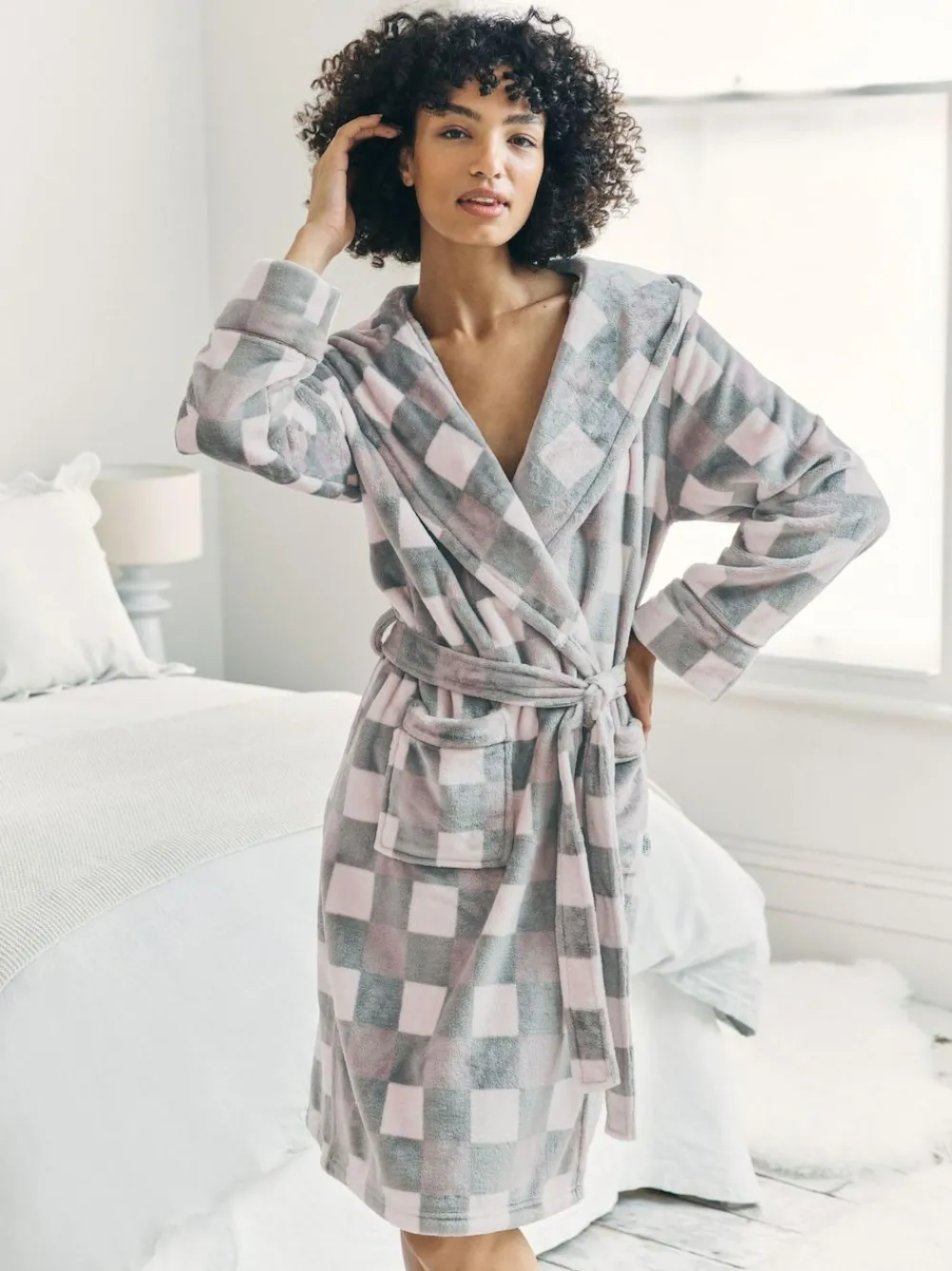 Chelsea Peers Cream Fleece Check Hooded Dressing Gown^Women Bathrobes