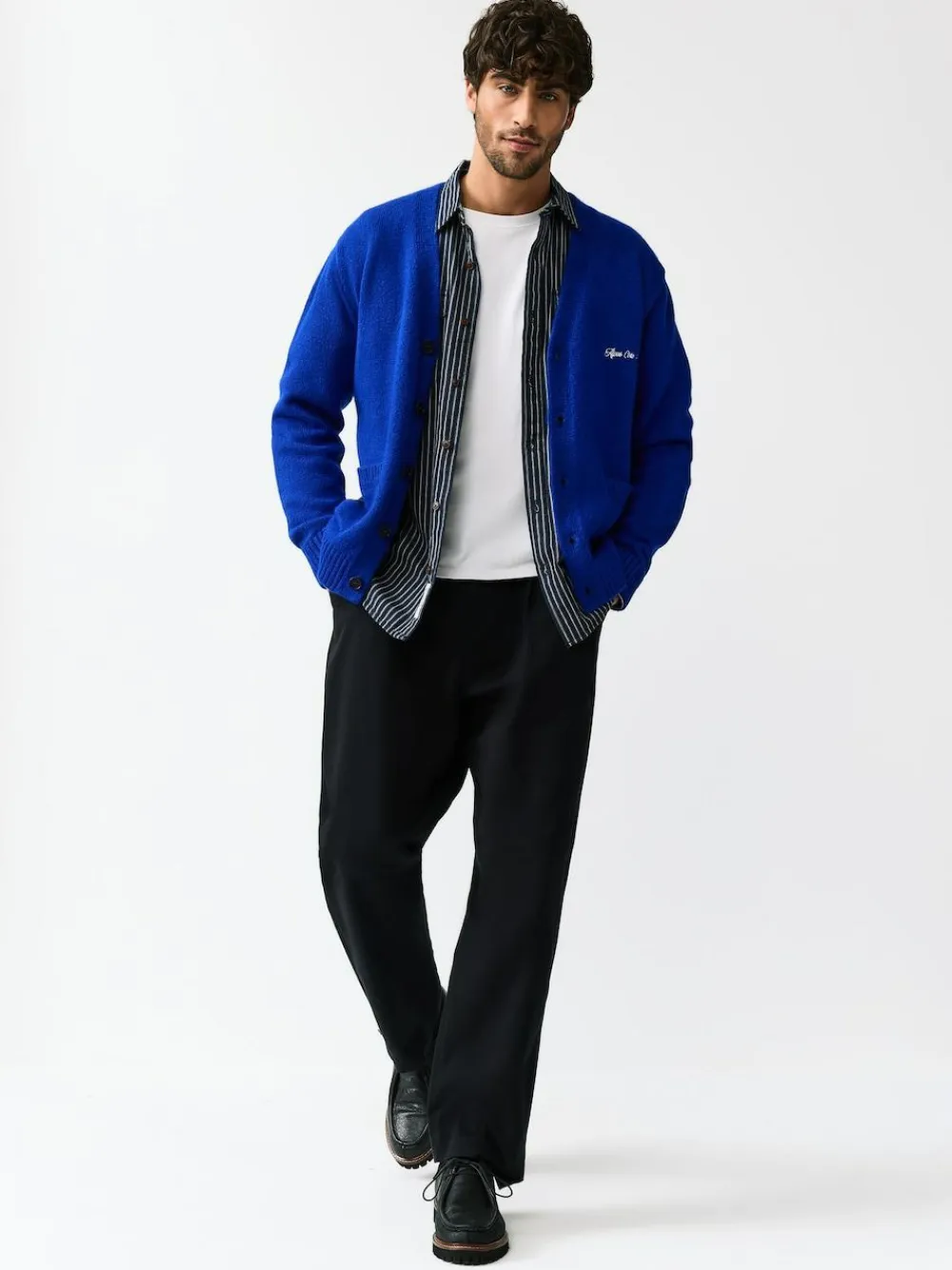 Next Regular Fit Embroidered Chest Motif Cardigan^ Knitwear|Knitwear