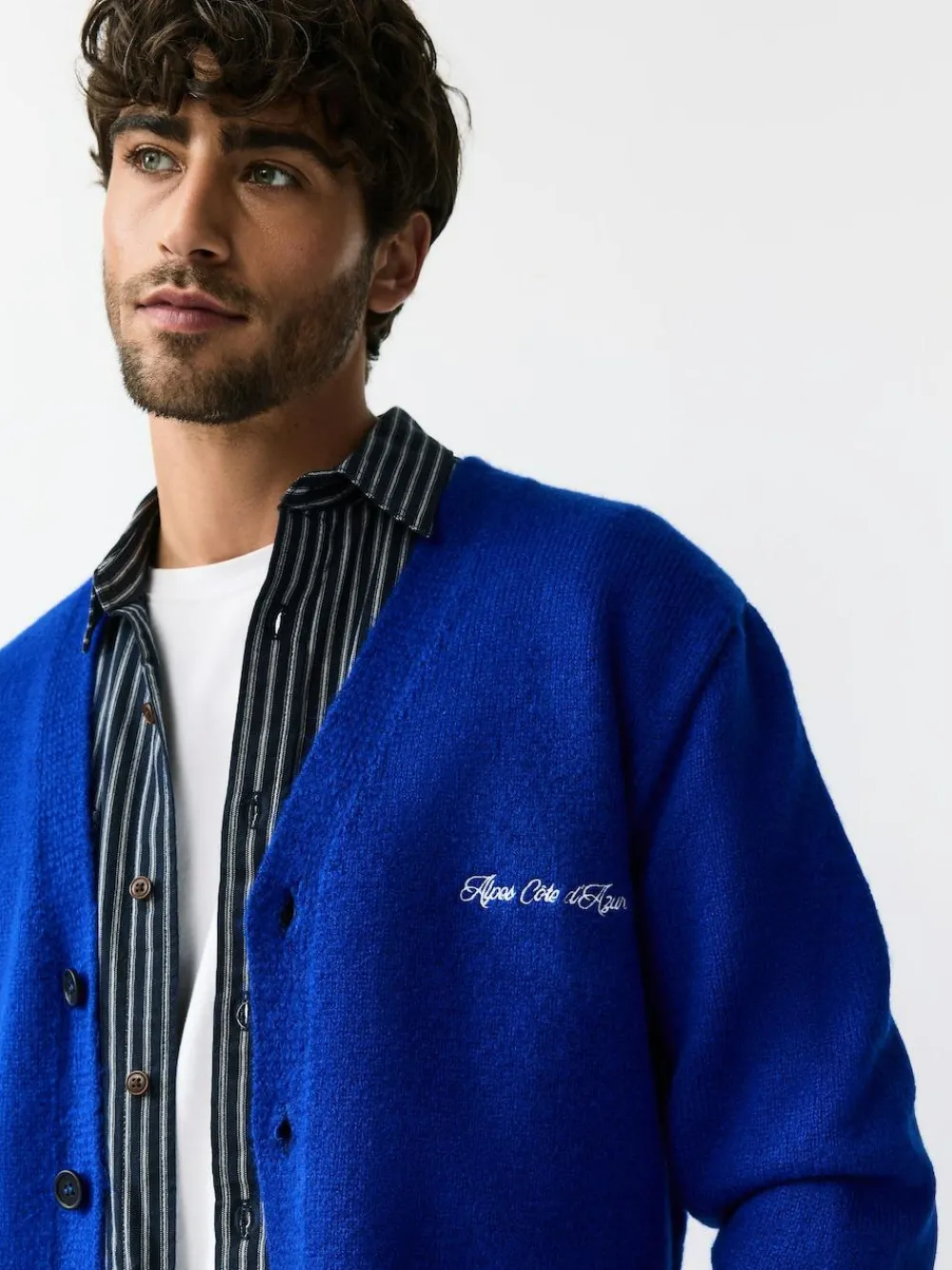 Next Regular Fit Embroidered Chest Motif Cardigan^ Knitwear|Knitwear
