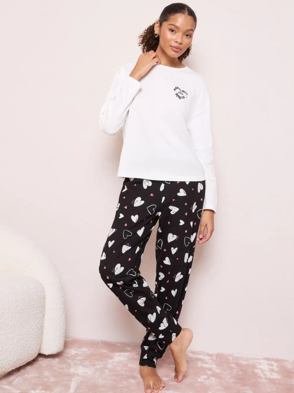 Clearance Friends Like These Black/White Bonne Nuit Heart Long Sleeve Pyjamas