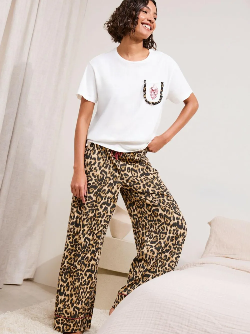 Friends Like These White Amour Leopard Short Sleeve Pyjamas^Women Pyjamas|All Night & Lounge