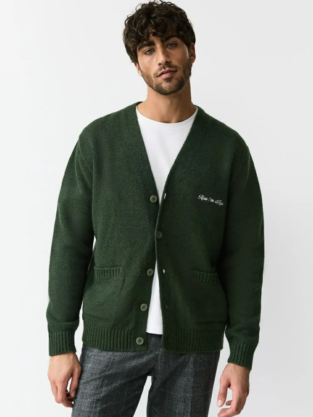 Next Regular Fit Embroidered Chest Motif Cardigan^ Knitwear|Knitwear