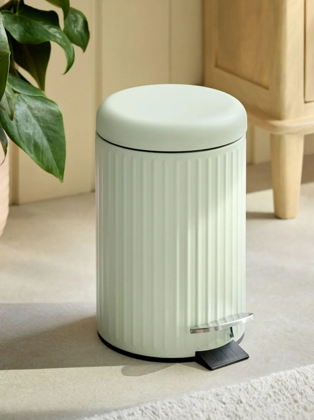 New Next Green Sage Rib Soft Close 3 Litre Pedal Bin