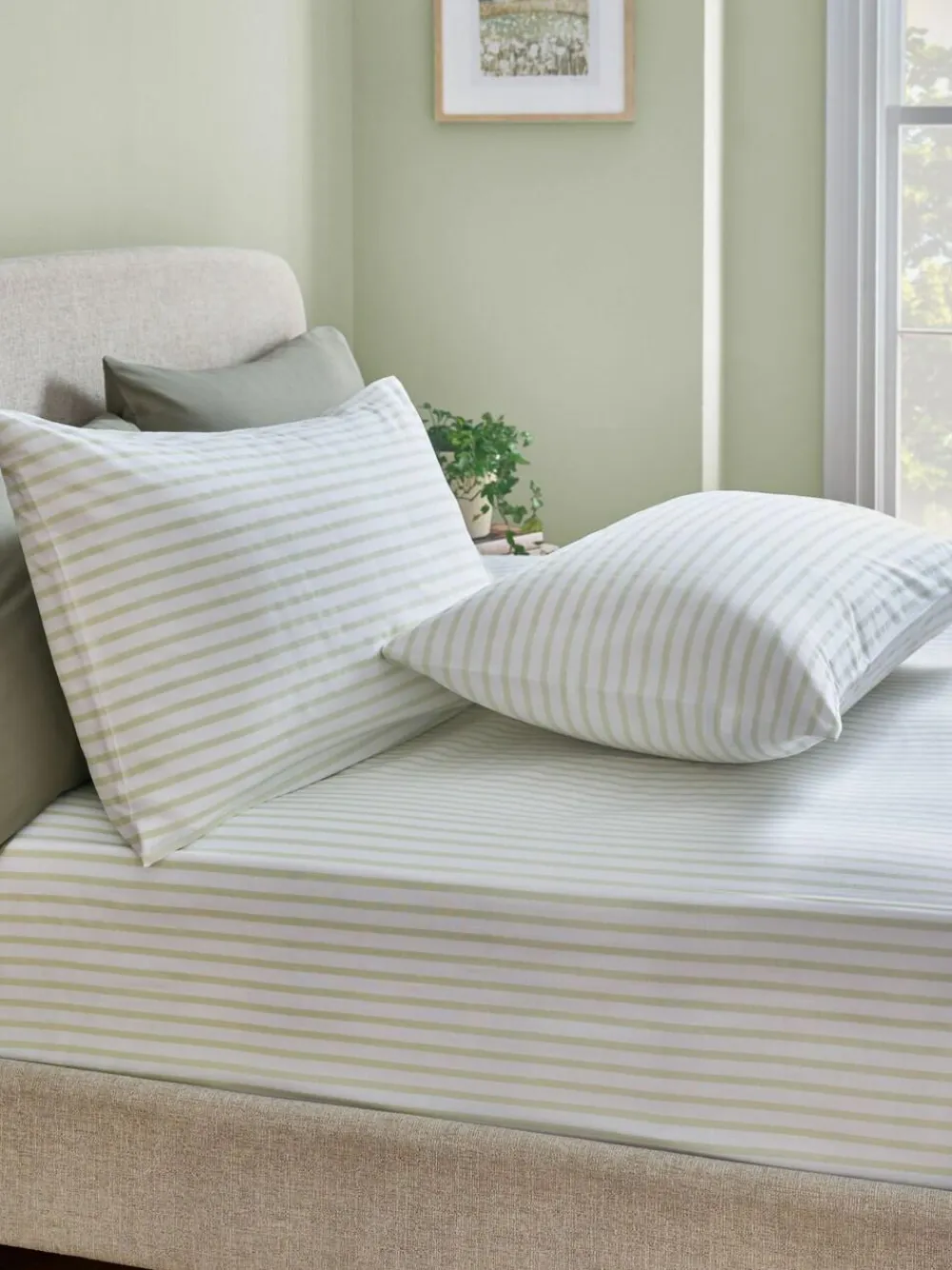 Next Fitted Sheet and Pillowcase Set^ Bedsheets & Pillow Cases