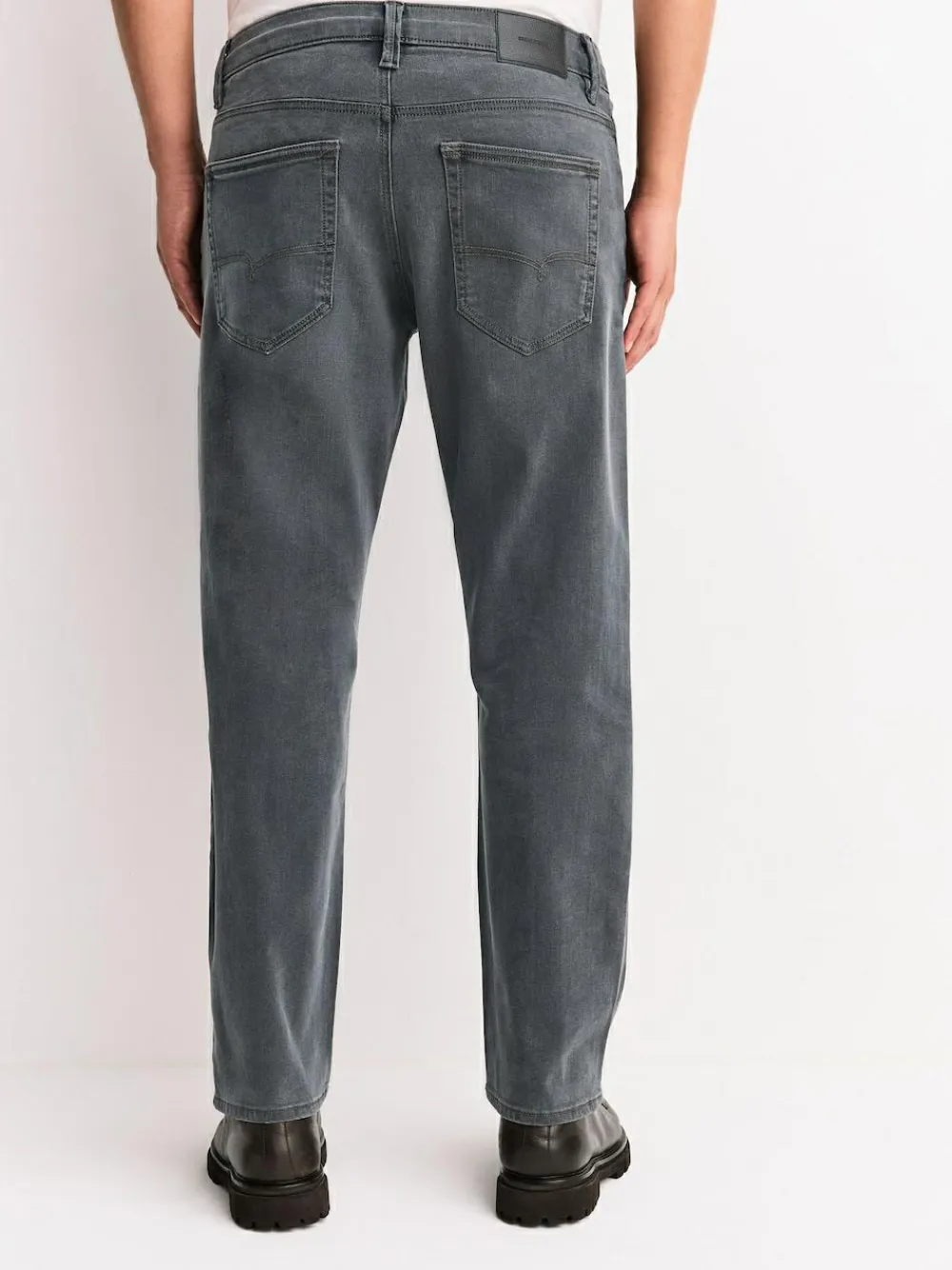 Next Grey Straight Fit Motionflex Jeans^ Jeans|Jeans