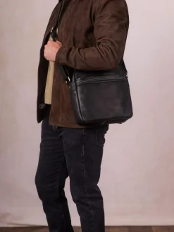Hot Lakeland Leather Small Keswick Messenger Bag Black