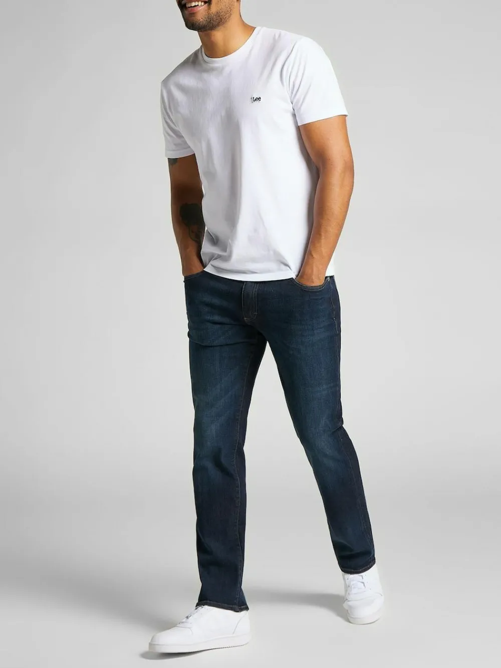 Lee Straight Fit Extreme Motion Jeans Trip