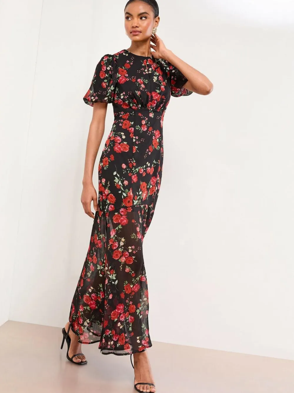 Hot Lipsy Black Floral Print Short Sleeve Woven Maxi Dress