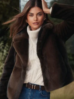 Outlet Lipsy Short Collared Coat Mink Brown