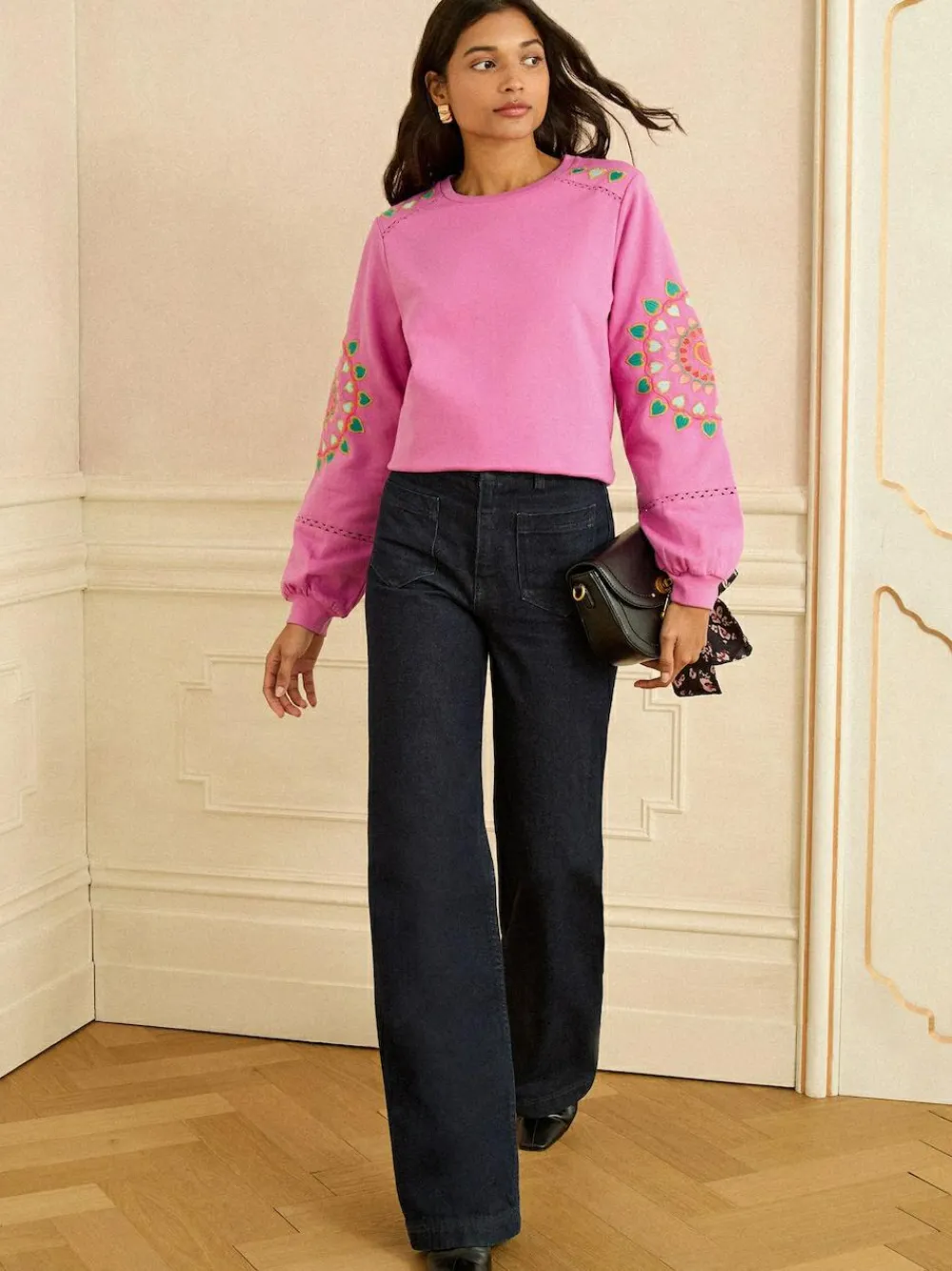 Discount Love & Roses Pink Heart Ric Rac Embroidered Sweat Top