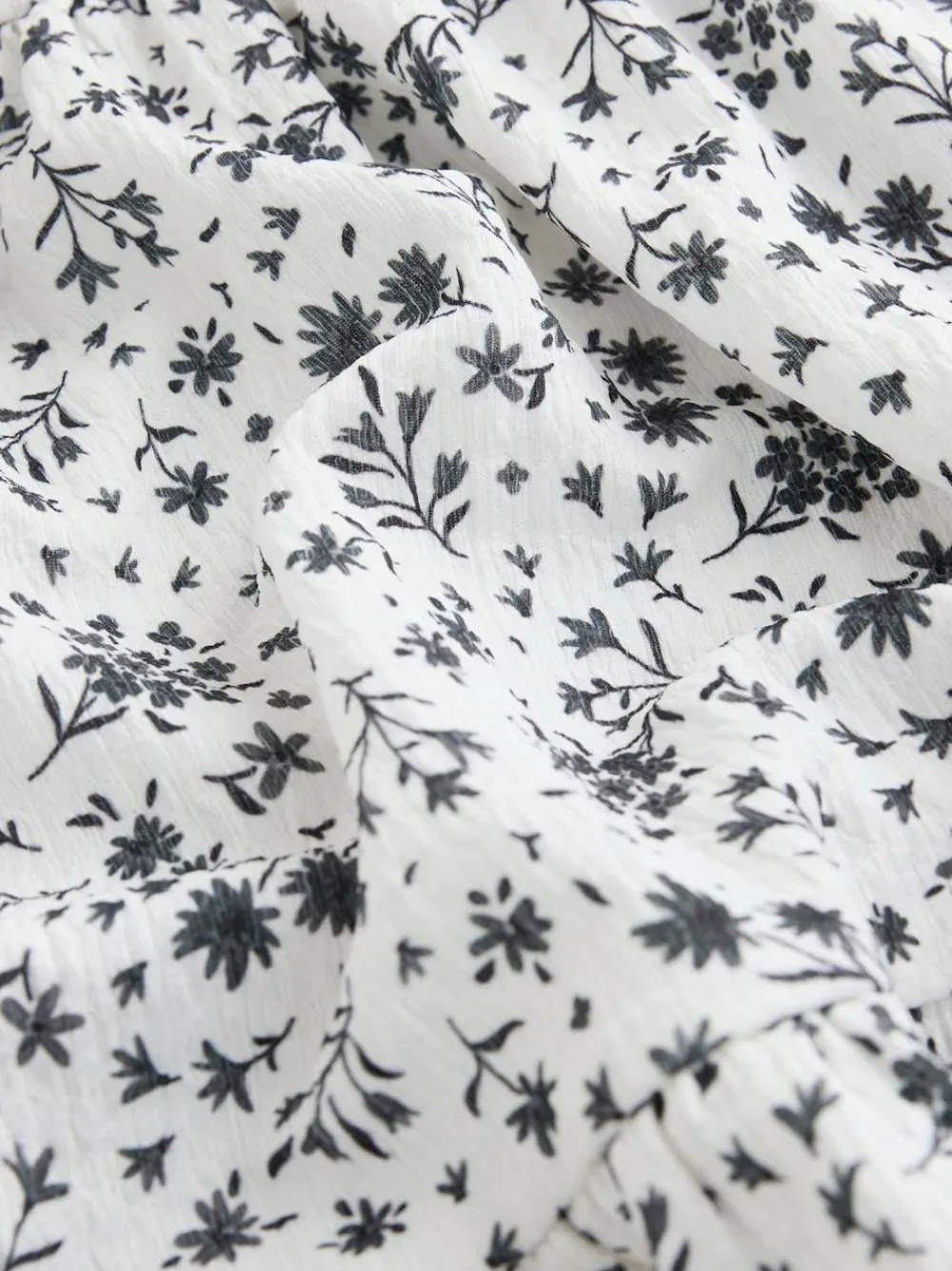 Online Next Angel Sleeve Crinkle Dress (3-16yrs) Monochrome Ditsy