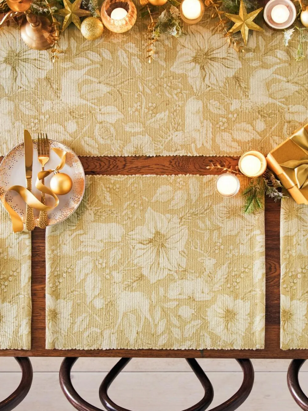 Paoletti Set of 4 Gold Stag Table Placemats^ Branded Kitchenware|Table Linen, Placemats & Coasters