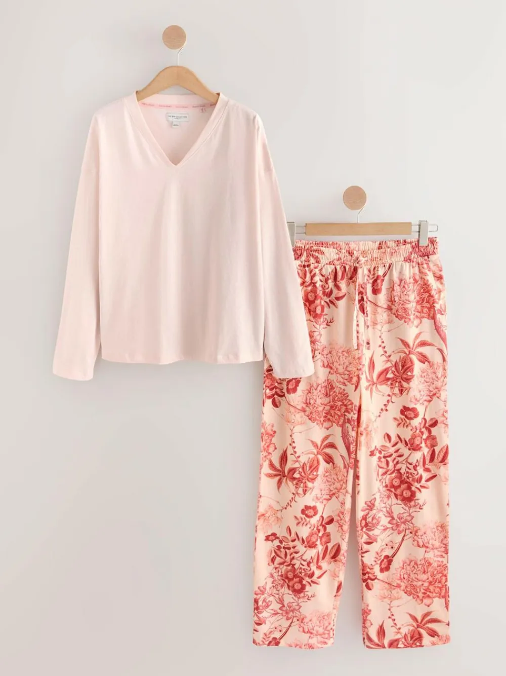 Next Pink Floral Kew Collection Long Sleeve Pyjamas^Women Nightwear|Pyjamas