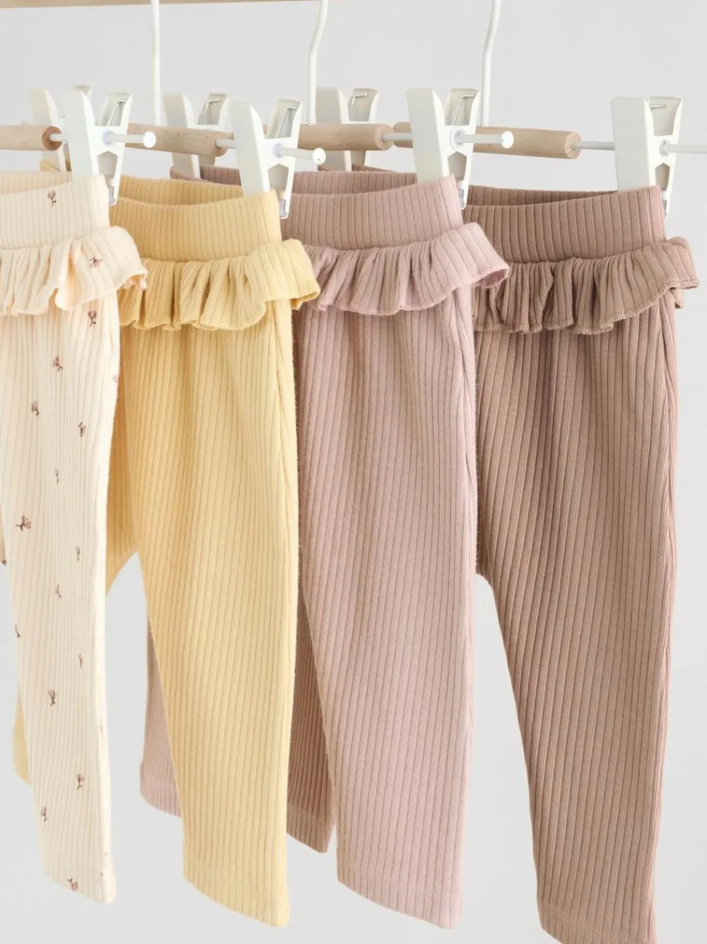 Best Next Purple/Yellow/Cream Ditsy Baby Leggings 4 Pack (0mths-2yrs)