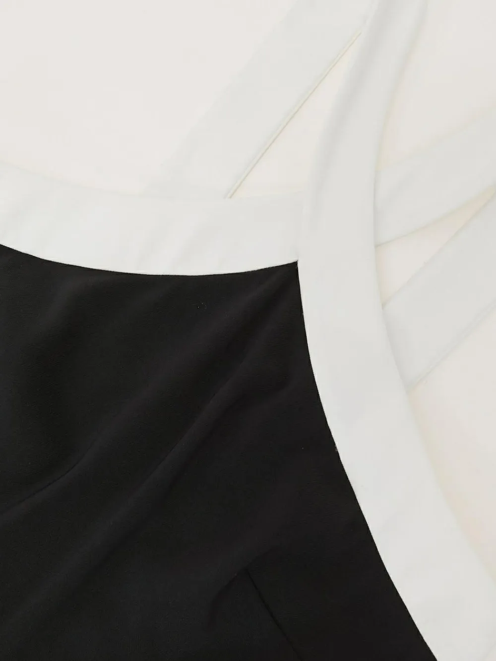New Reiss Black/Cream Cliona Colour-Block Halter Wide-Leg Jumpsuit