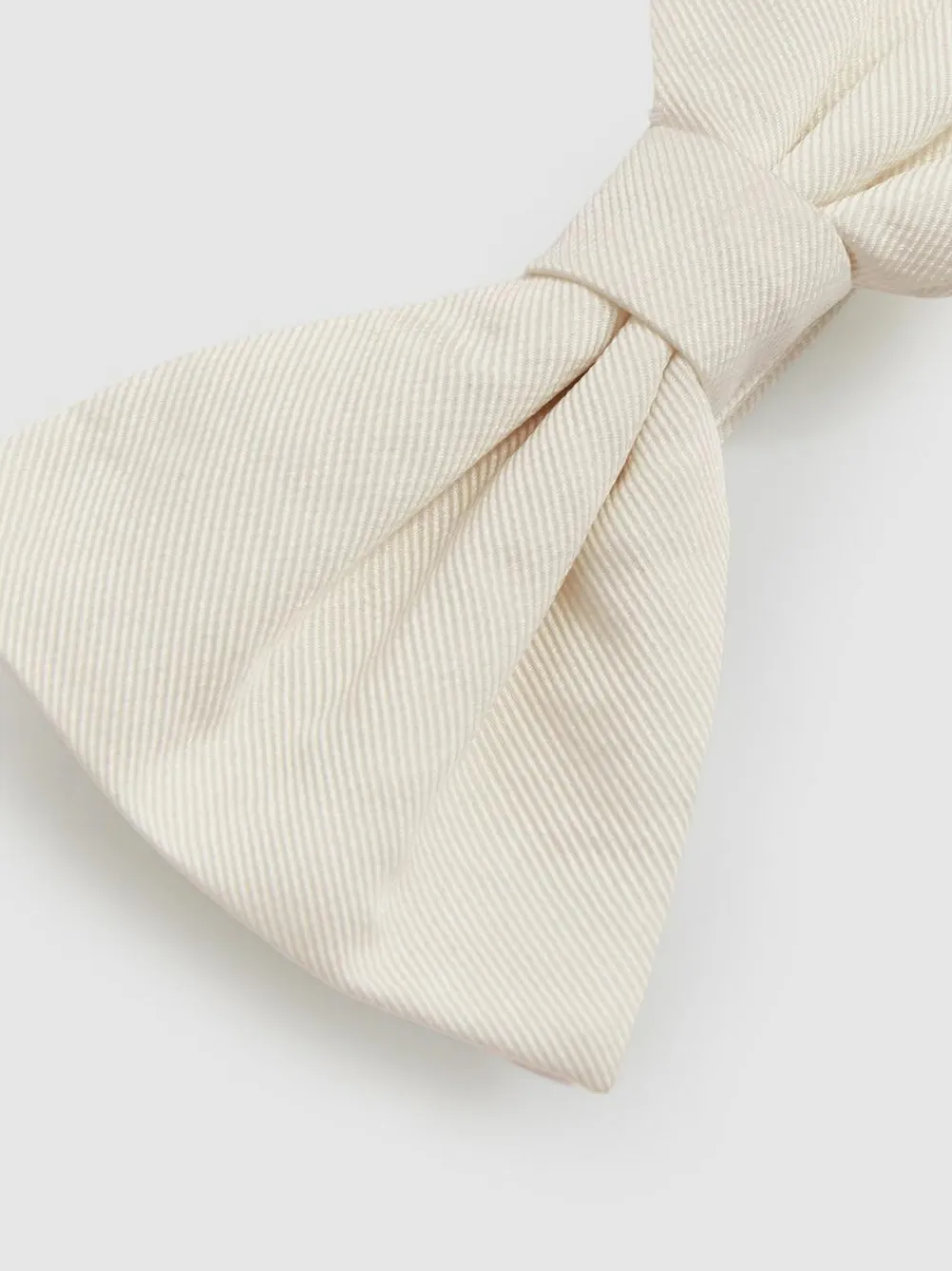 Clearance Reiss Ivory Boyle Grosgrain Silk Bow Tie Light Ivory