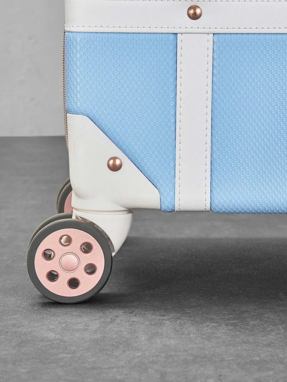 New Rock Luggage Large Vintage Suitcase