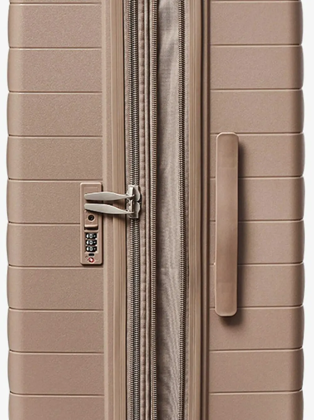 Sale Rock Luggage Medium Palma Suitcase Champagne