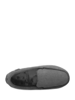 Best Totes Mens Isotoner Square Patterned Smart Moccasin Slippers Grey