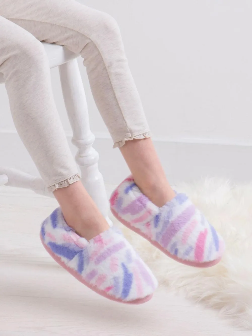 New Totes Green Short Full Back Fleece Winter Slippers Pink