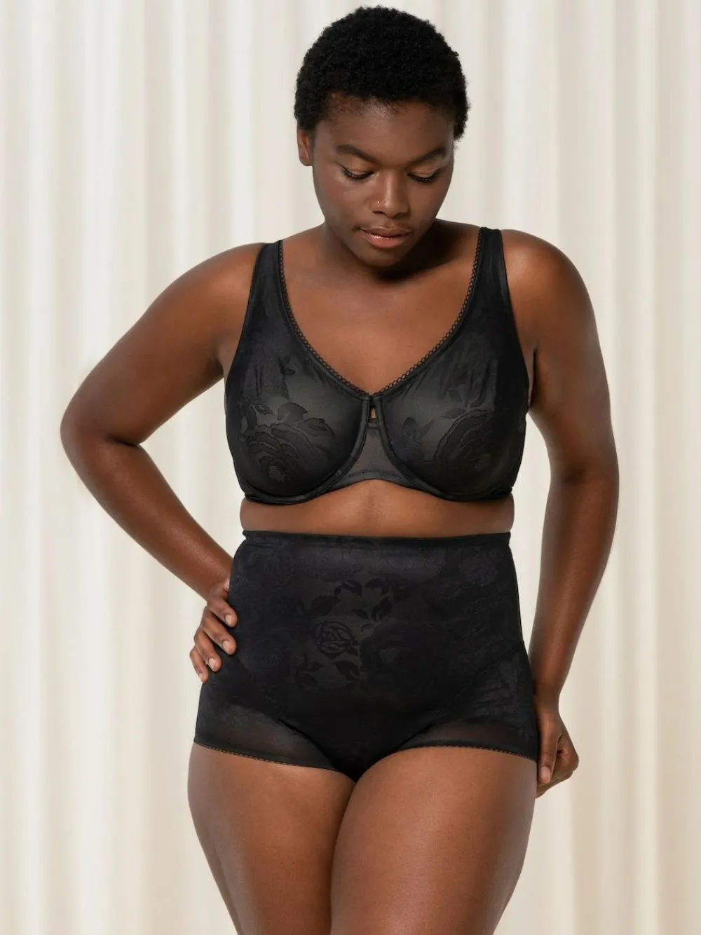 Triumph Wild Sensation Minimiser Bra Black
