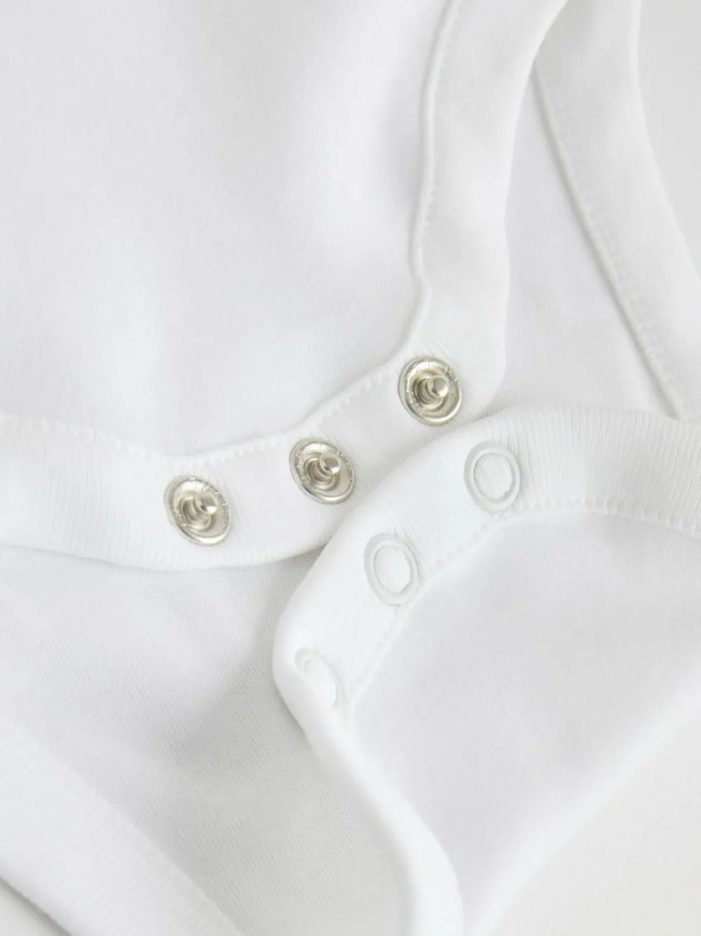 Best Next White 7 Pack Baby Vest Bodysuits