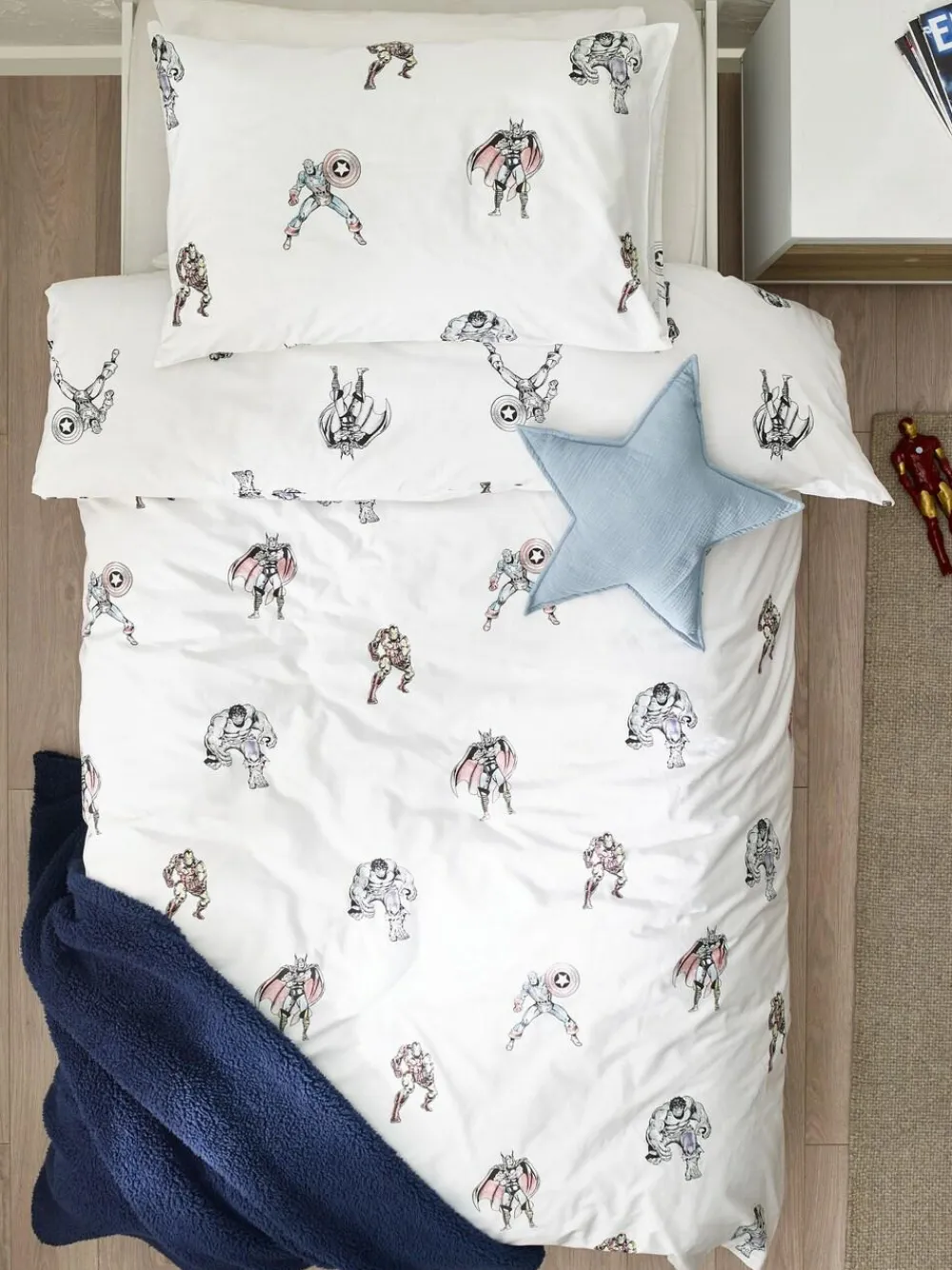 Next White Disney Marvel Avengers 100% Cotton Duvet Cover and Pillowcase Set