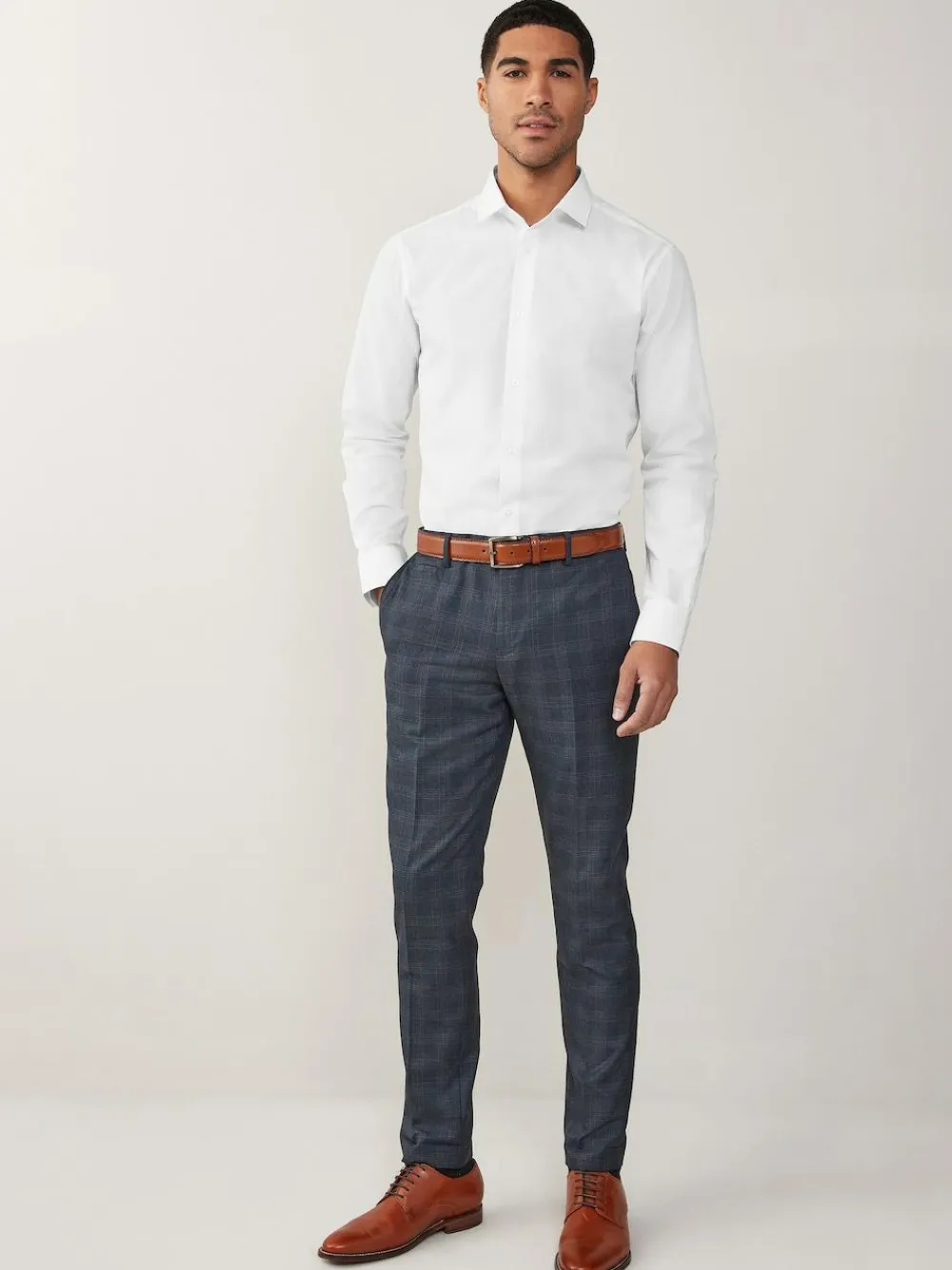 Online Next White Regular Fit Easy Care Single Cuff Smart Shirt