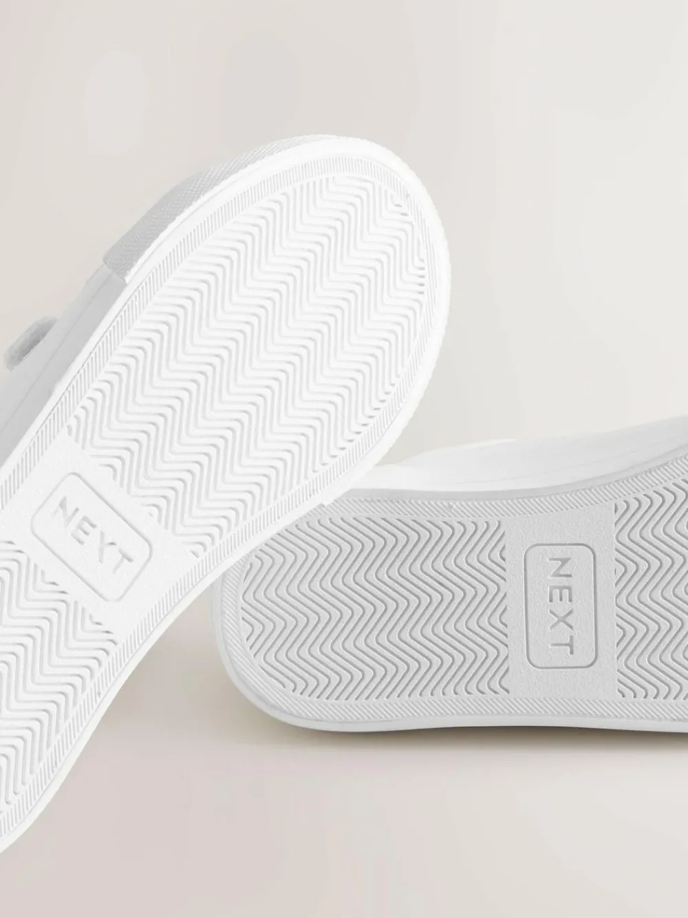 Next Standard Fit (F) Touch Fastening Smart Casual Trainers^BOY Sneakers|Sneakers