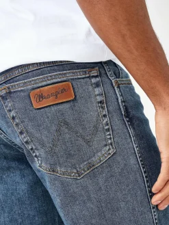 Discount Wrangler Mid Wash Straight Fit Texas Authentic Jeans